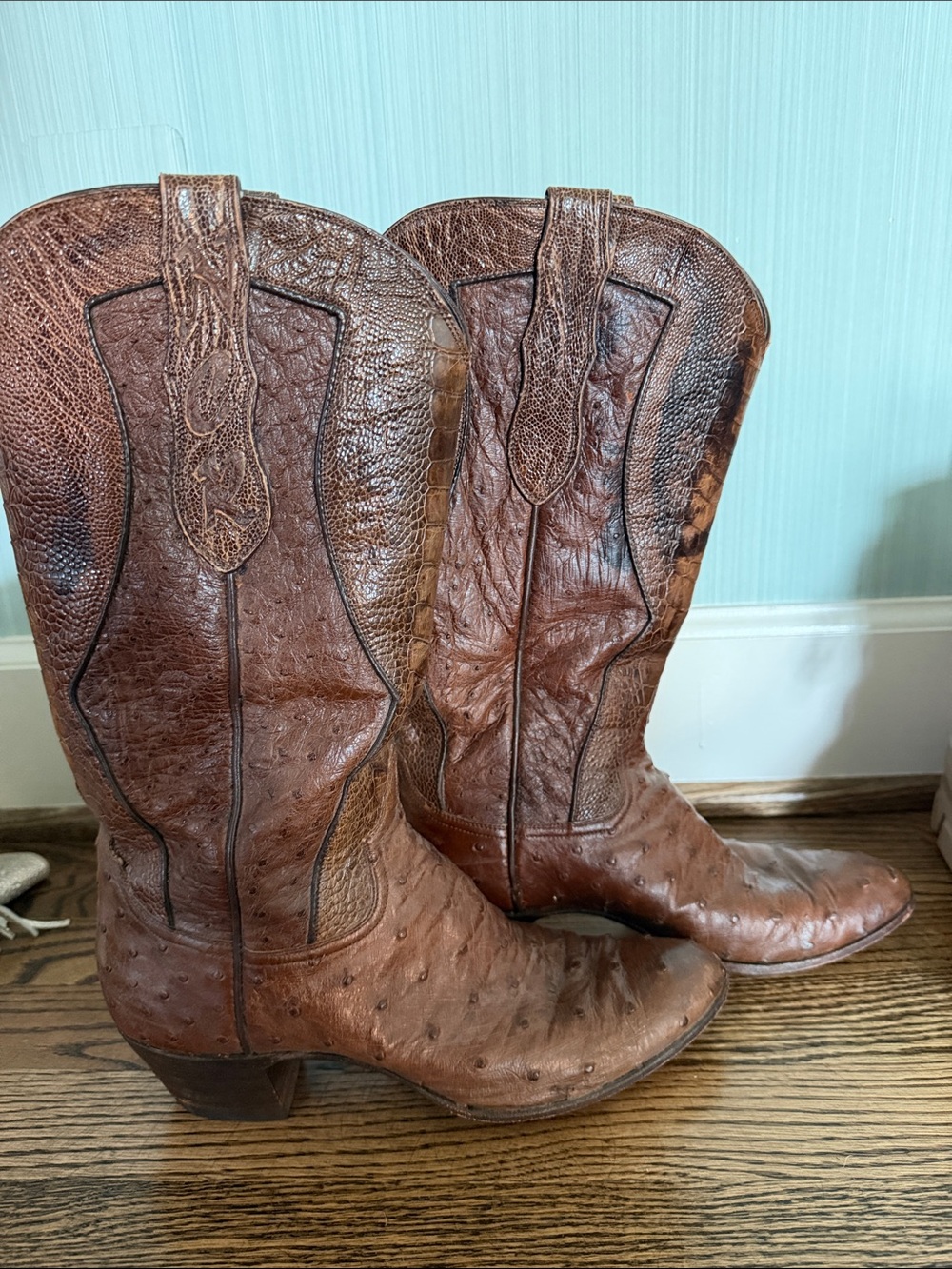 Women’s Loveless Custom Booots - Leather Cowboy Boots - Classic Western Style